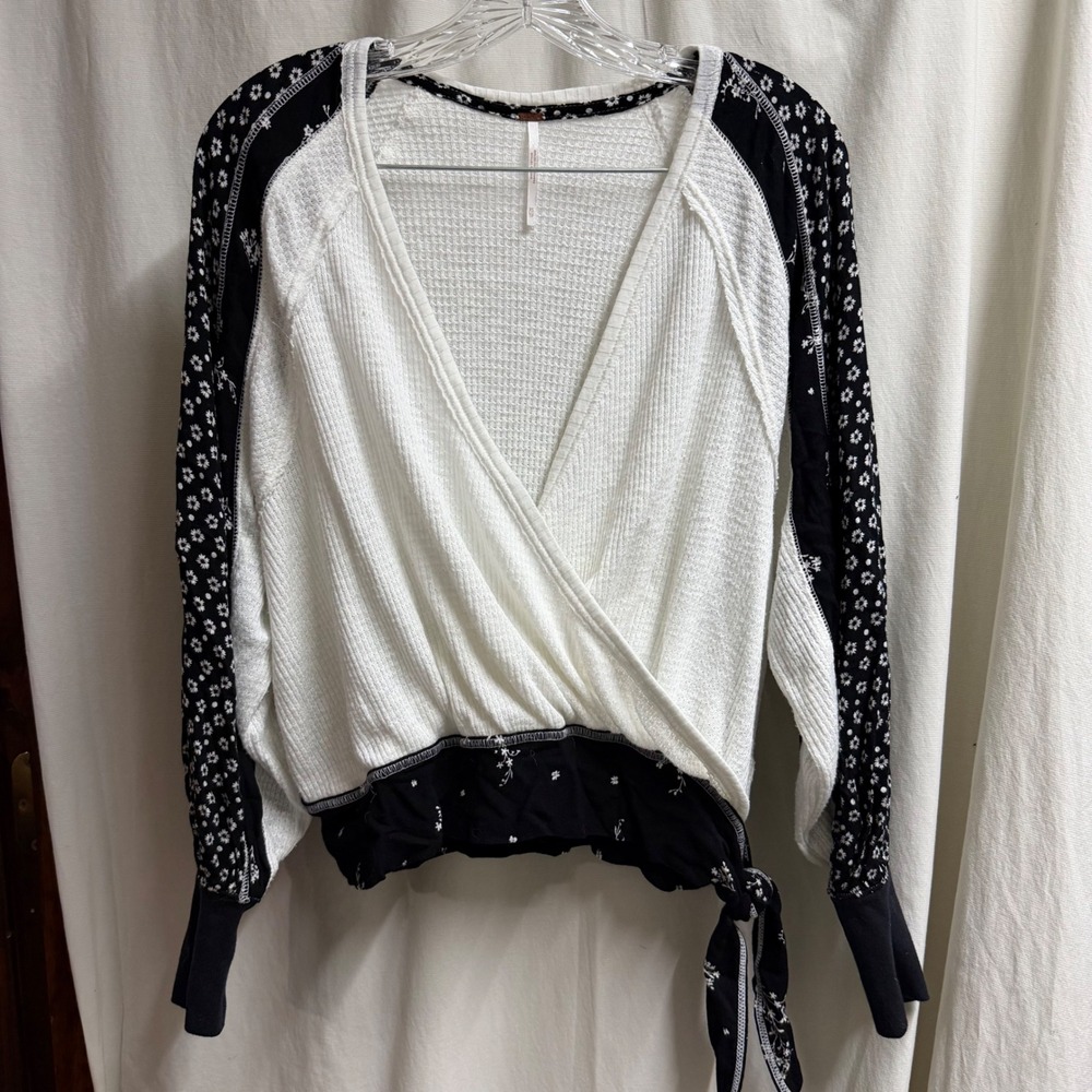 Free People Women White Waffle Knit Black Floral Mixed Media Wrap Top XS